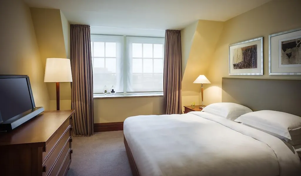 Apartment Residences At Park Hyatt Hamburg