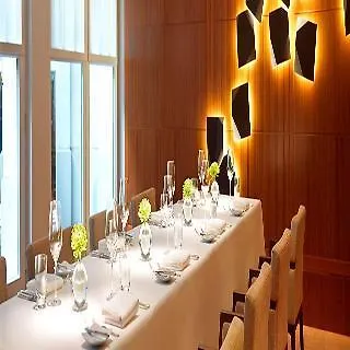Apartment Residences At Park Hyatt Hamburg 5*,